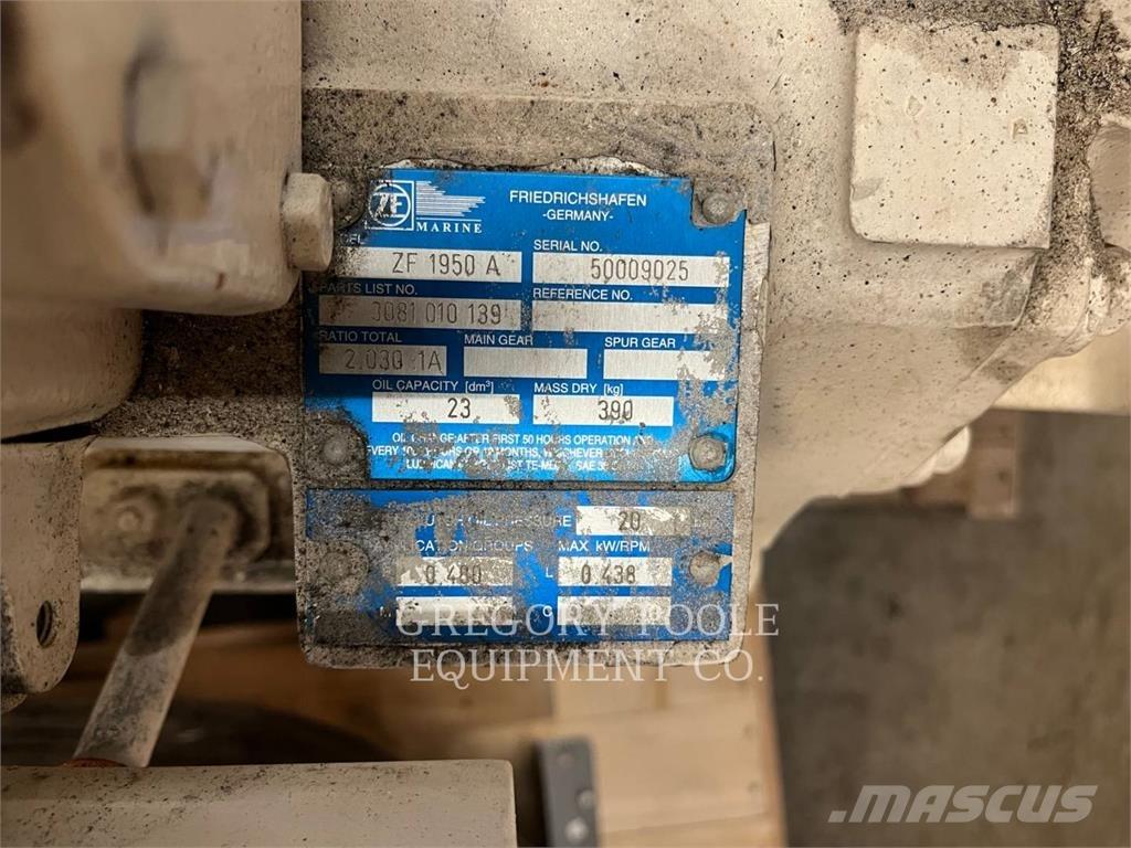 ZF TRANSMISSION 1950A Помощни морски двигатели