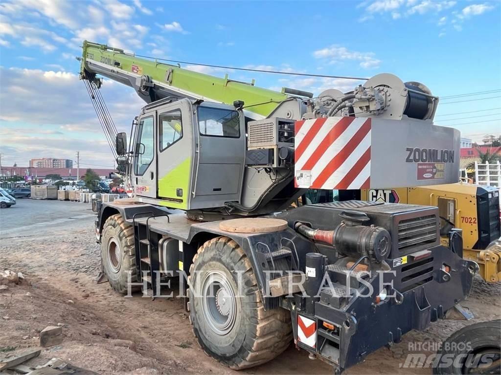 Zoomlion ZRT600 Всъдеходни кранове