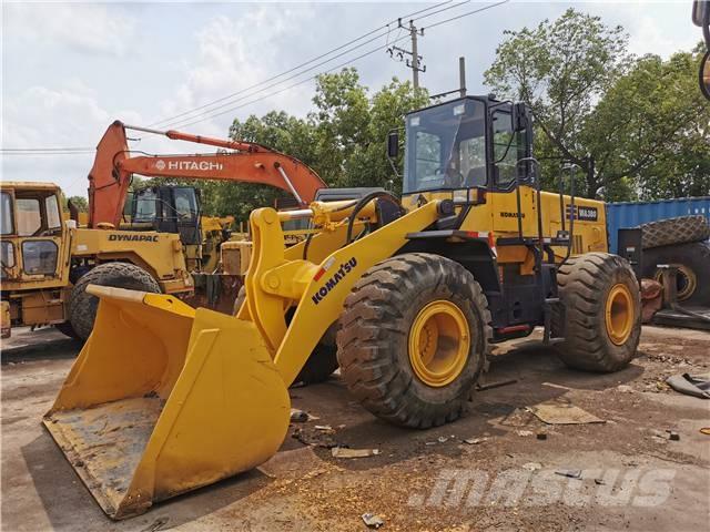 Komatsu WA 380 Колесни товарачи