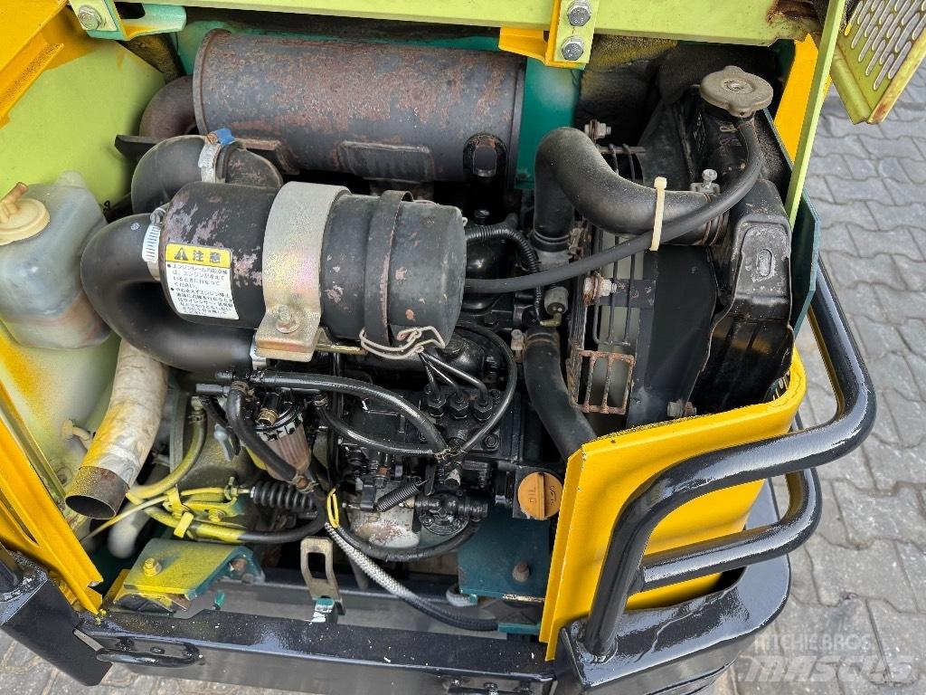 Yanmar B12 Мини екскаватори < 7 т