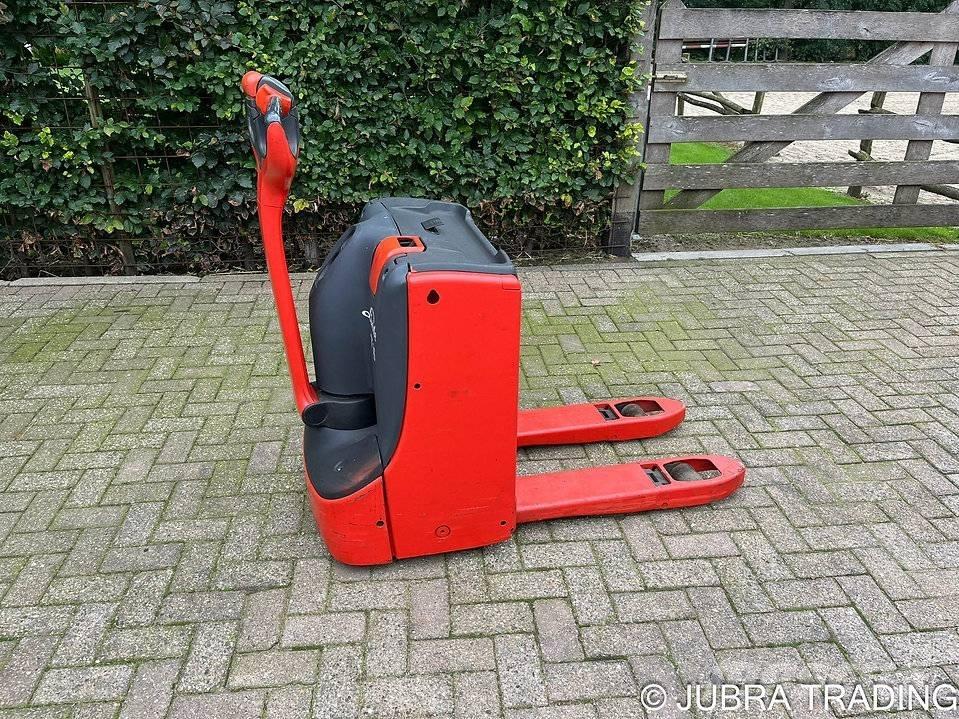 Linde T16 Колички високоповдигачи с теглич