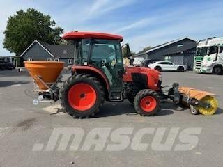 Kubota L2-452 Компактни трактори