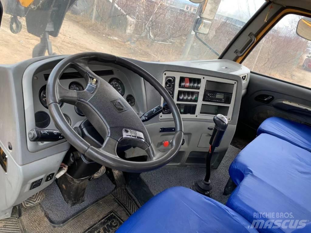 XCMG QY25K5-I Всъдеходни кранове
