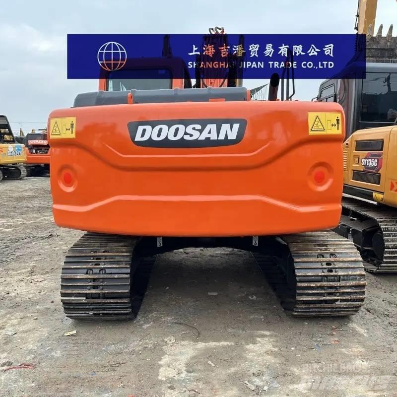 Doosan DX 150 Средни екскаватори 7т - 12т
