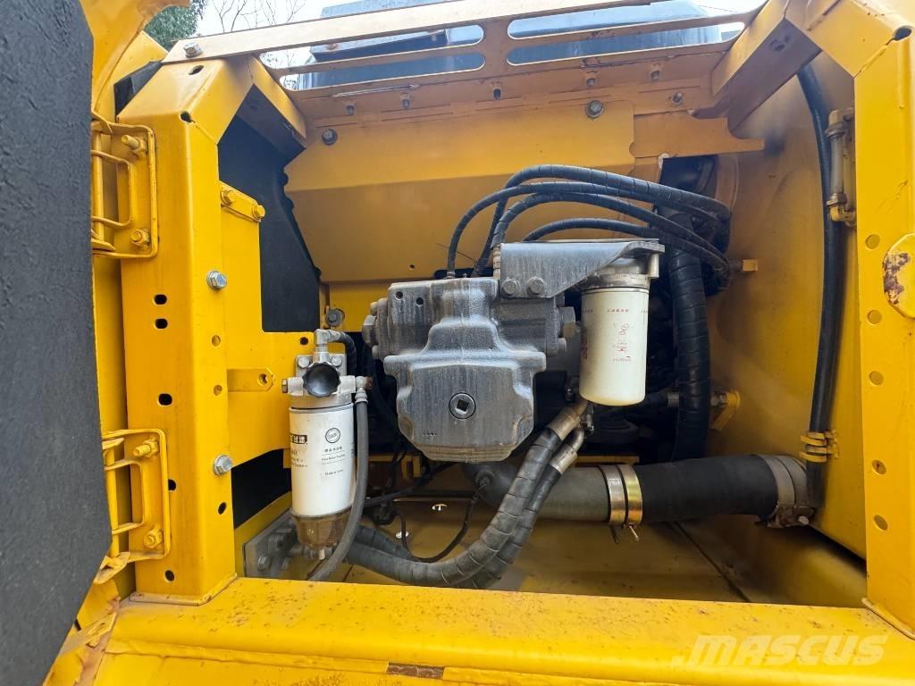 Komatsu PC 210 LCD-8 Верижен екскаватор