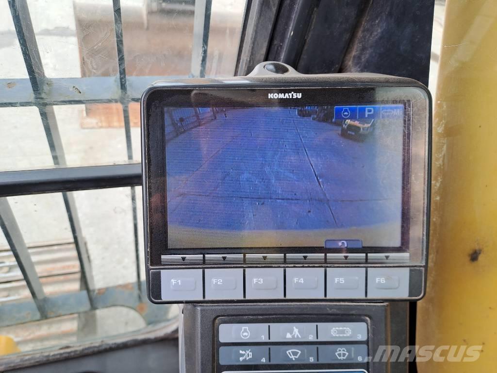 Komatsu HB 215 LC-2 Верижен екскаватор