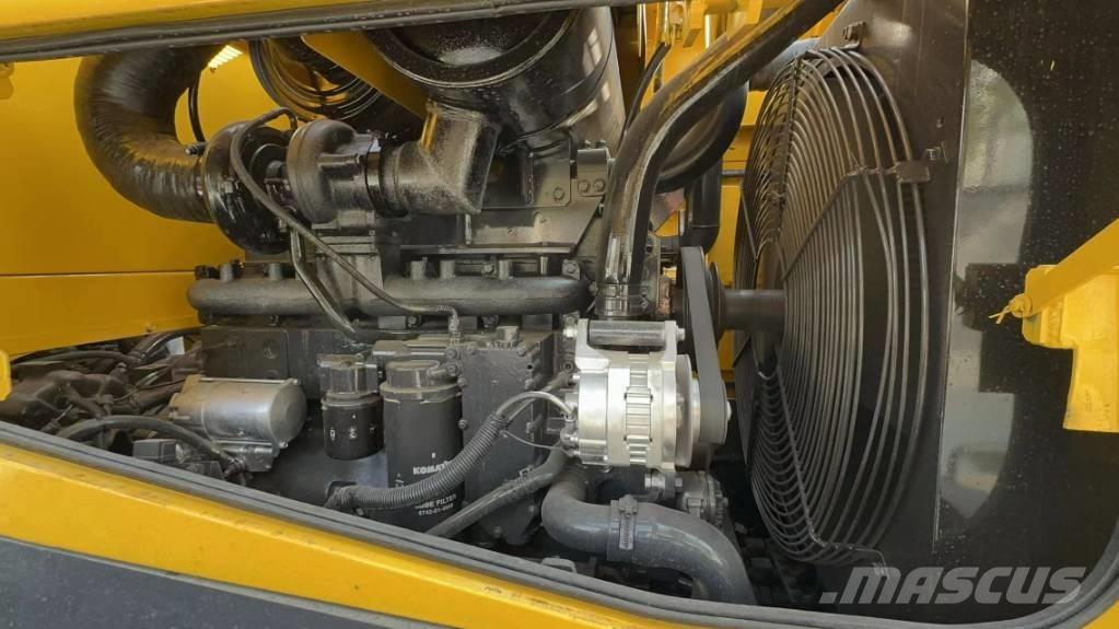 Komatsu WA 380 Колесни товарачи