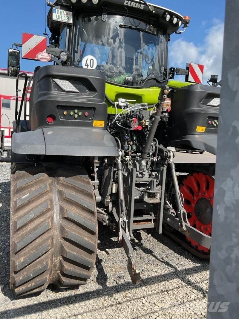 CLAAS Axion 960 TT Верижни кранове
