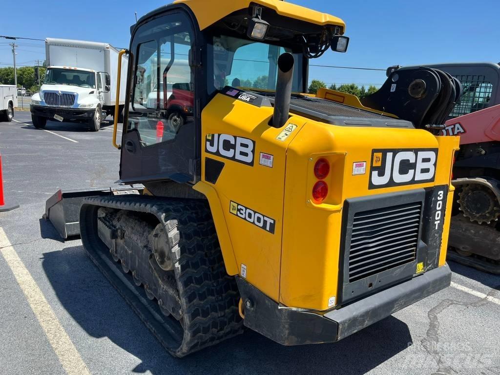 JCB 300 T Мини товарачи
