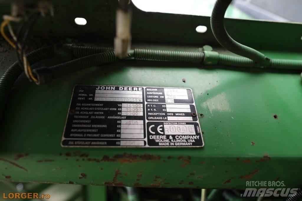 John Deere 2266 E Комбайни