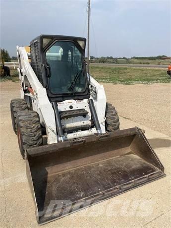 Bobcat S 300 Мини товарачи
