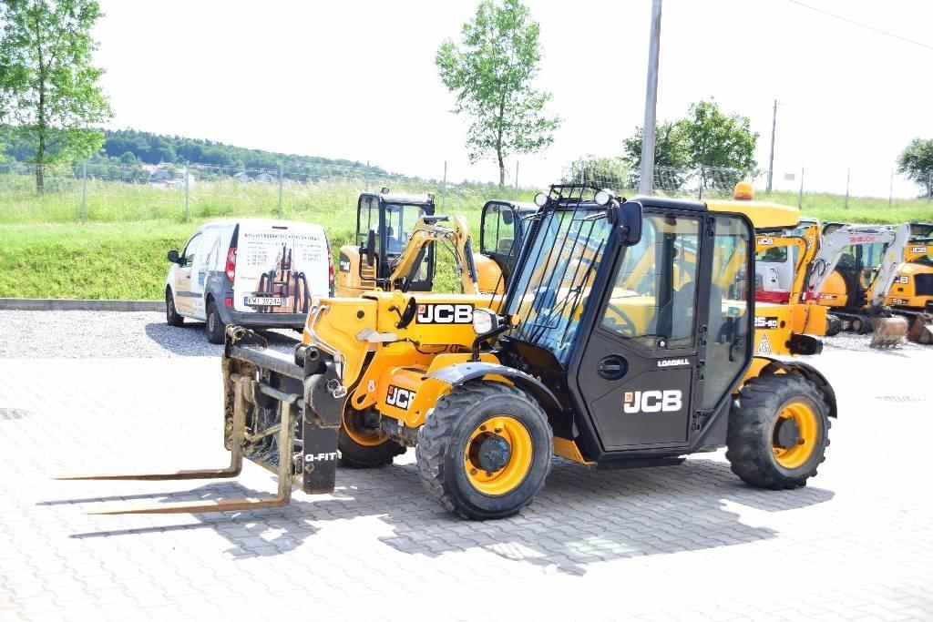 JCB 525-60 HiVIZ Телескопични товарачи