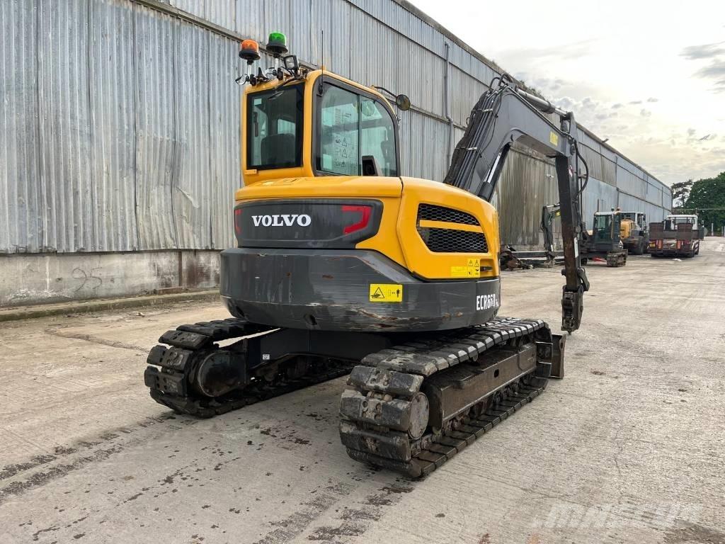 Volvo ECR 88 D Средни екскаватори 7т - 12т
