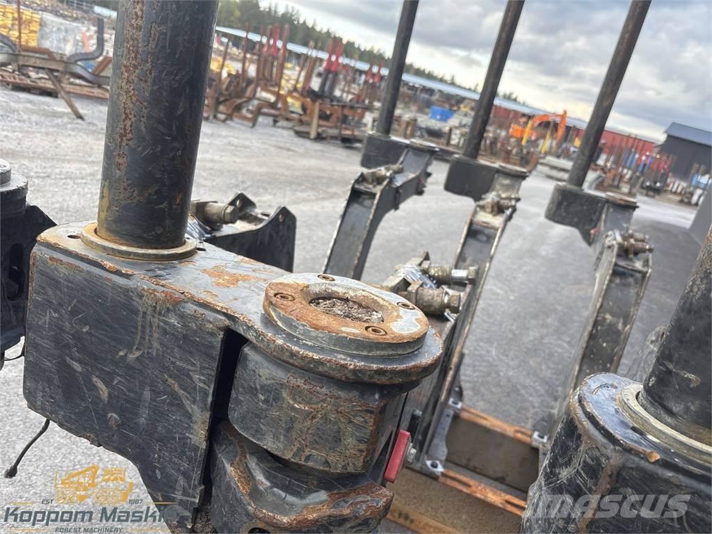 Komatsu 855 Други компоненти