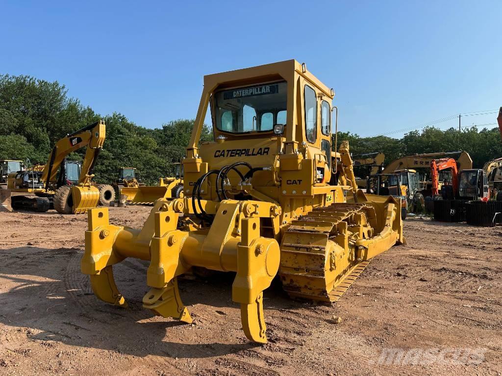 CAT D7G Верижни булдозери

