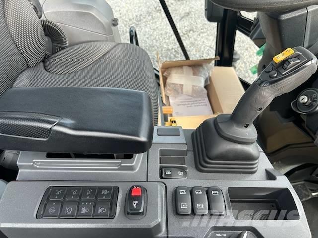 CAT 908 Колесни товарачи