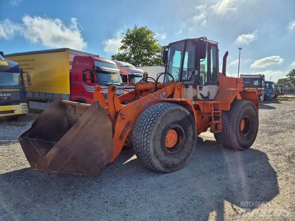 Hitachi FR 130 Колесни товарачи