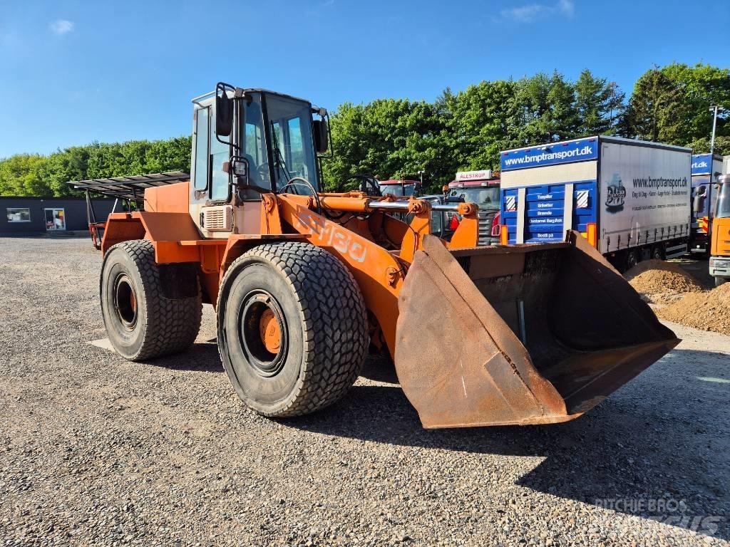 Hitachi FR 130 Колесни товарачи