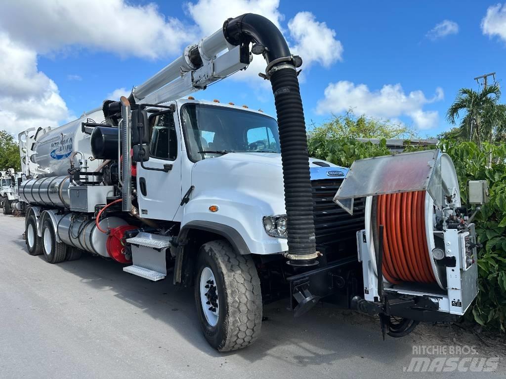 Freightliner 114 SD Комби / вакуум камиони
