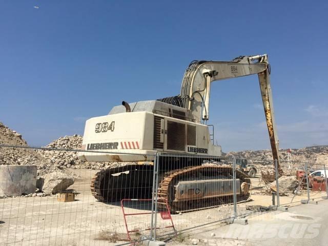 Liebherr 984 C Екскаватори с дълго рамо