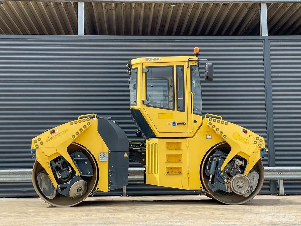 Bomag BW 154 AD-4 Двойни барабанни ролки
