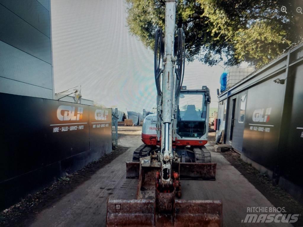Takeuchi TB 290 Средни екскаватори 7т - 12т