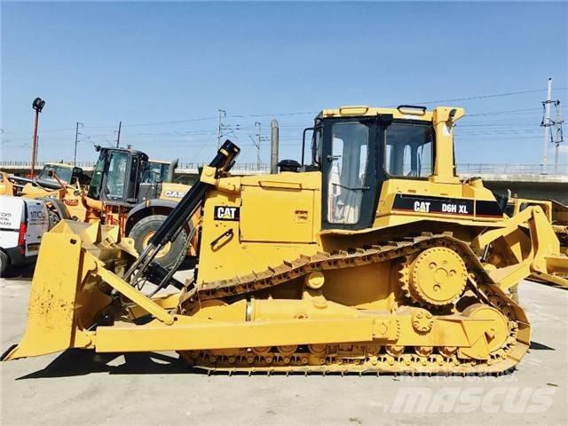 CAT D 6 H Верижни булдозери
