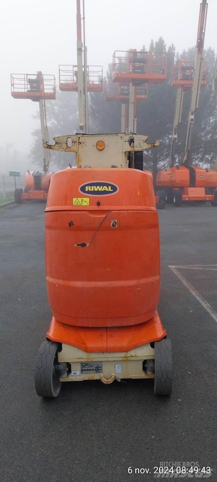 JLG T10E Други вишки и платформи