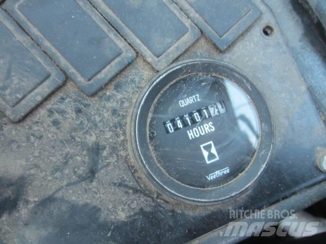 Wille 655 Комунални съоражения