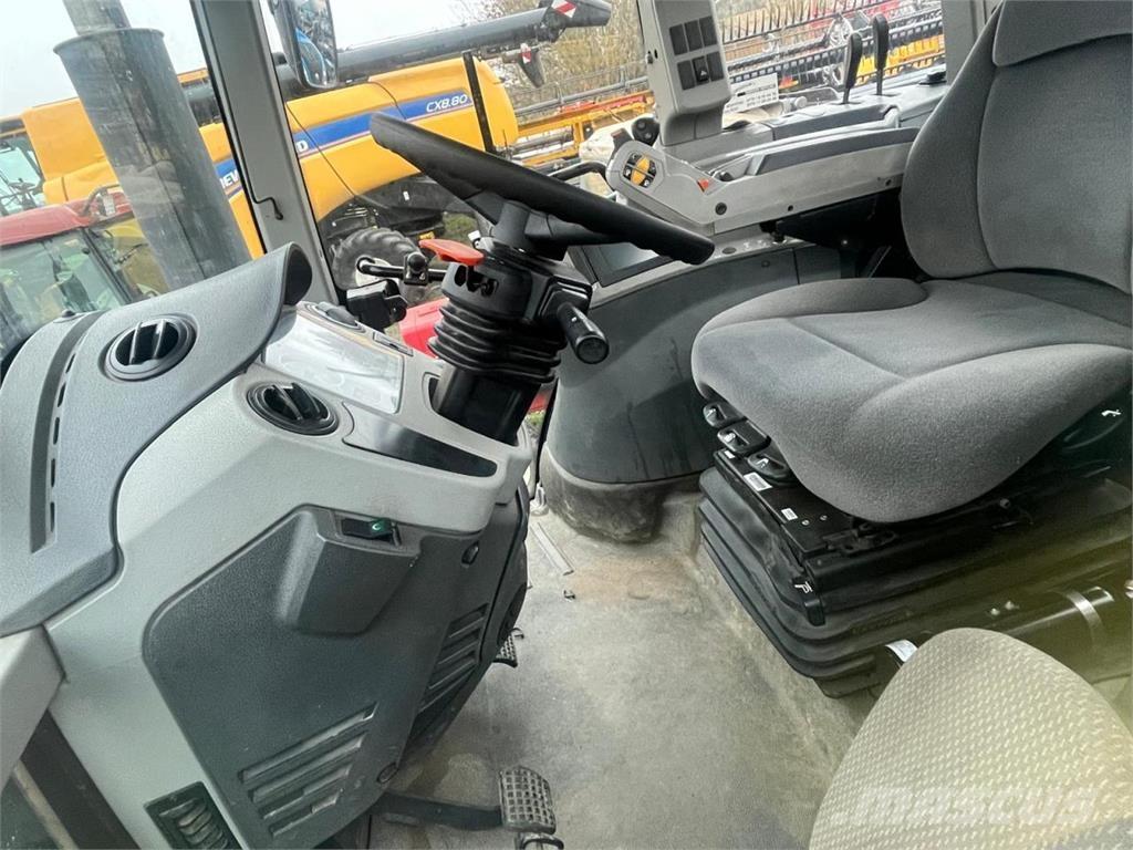 CLAAS Axion 840 Трактори