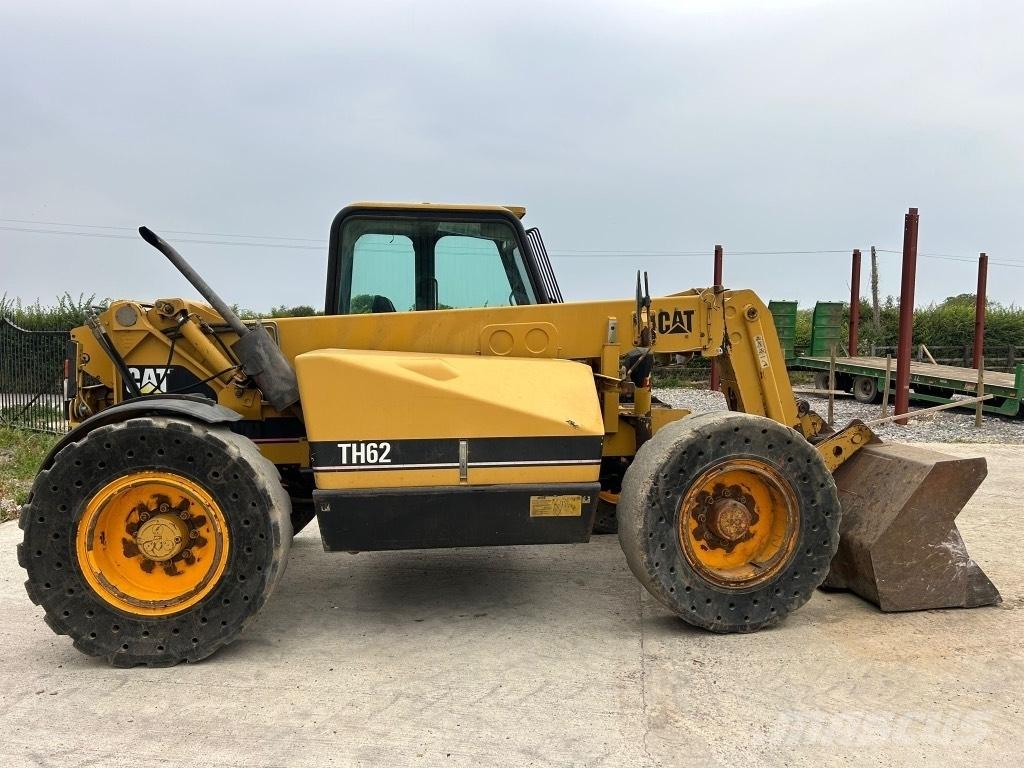 CAT TH 62 Телескопични товарачи