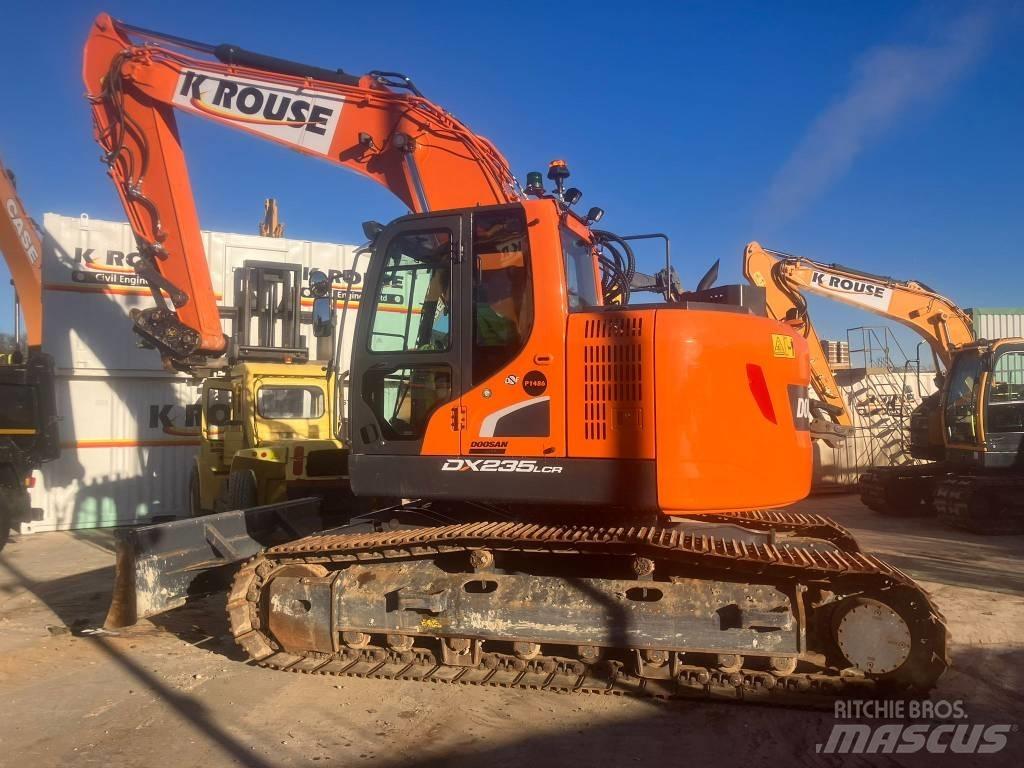 Doosan DX 235 LCR Верижен екскаватор