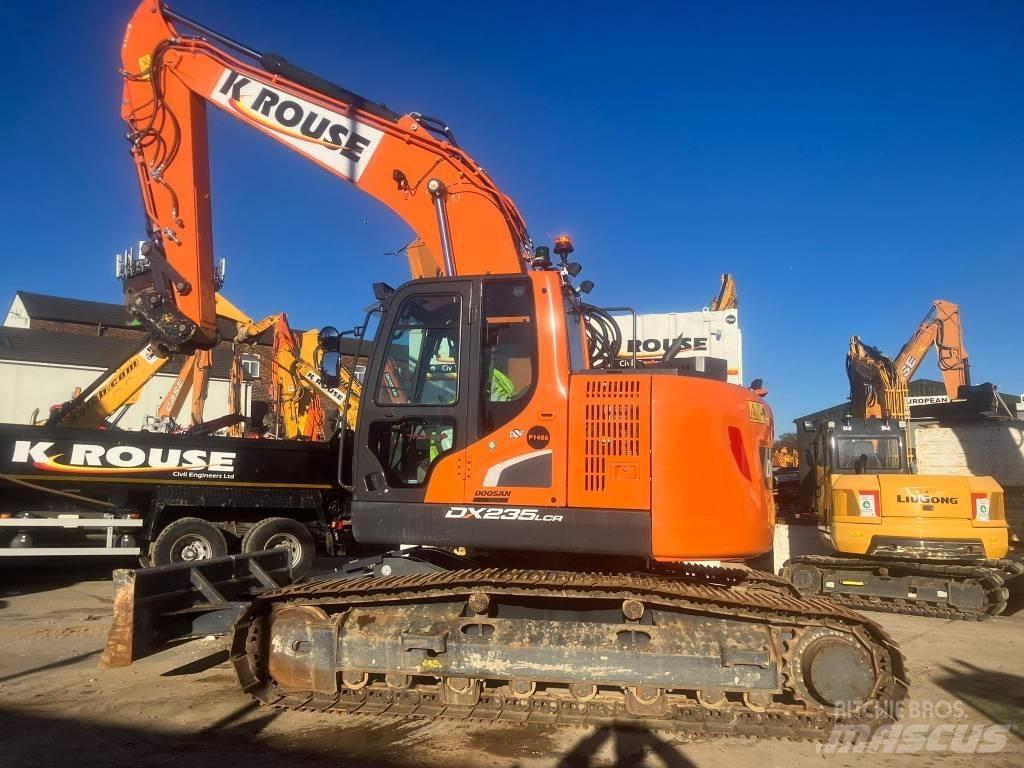Doosan DX 235 LCR Верижен екскаватор