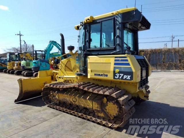Komatsu D37PX-23 Верижни булдозери
