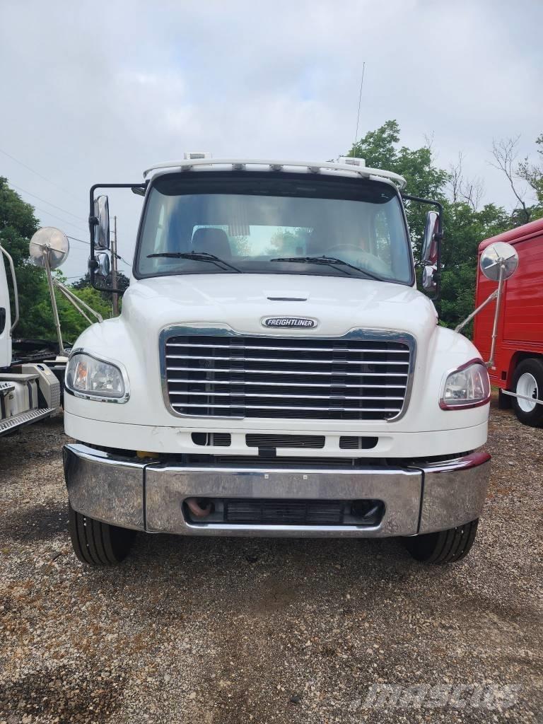 Freightliner M2 Влекачи