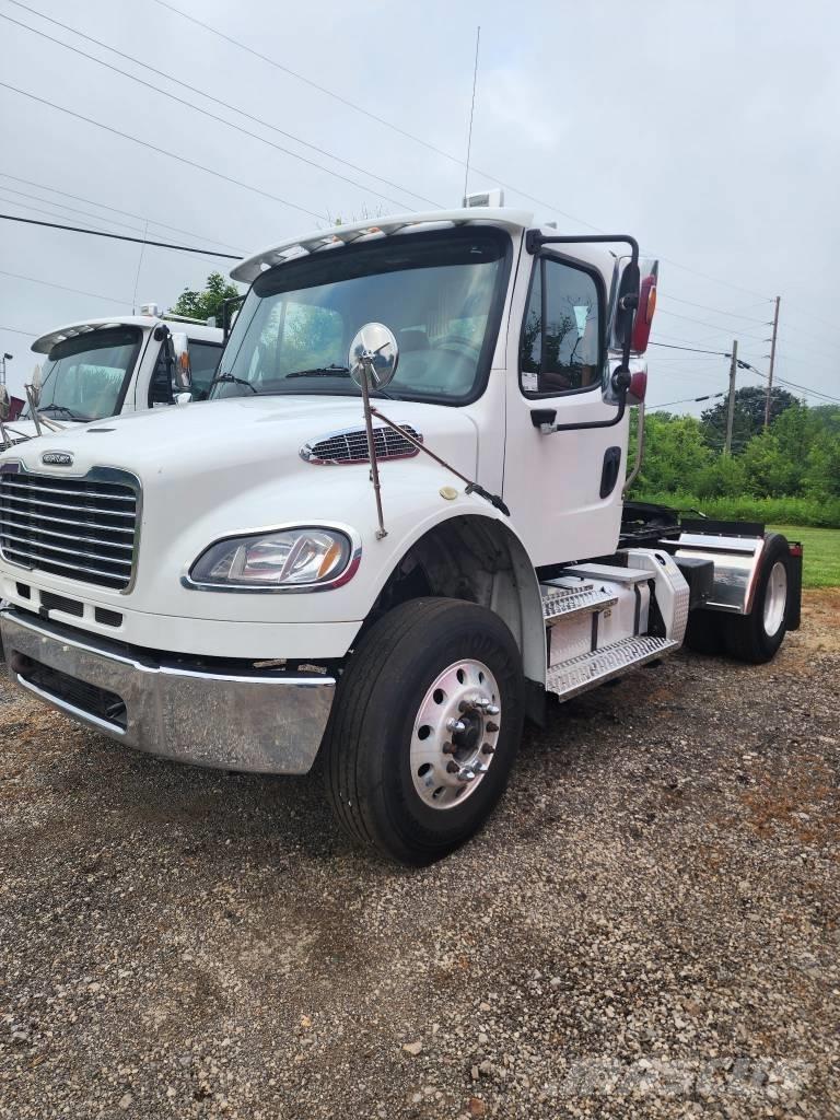 Freightliner M2 Влекачи