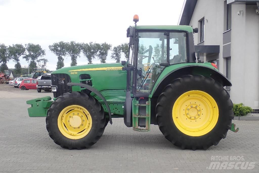 John Deere 6630 Трактори
