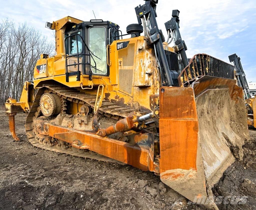 CAT D 9 T Верижни булдозери
