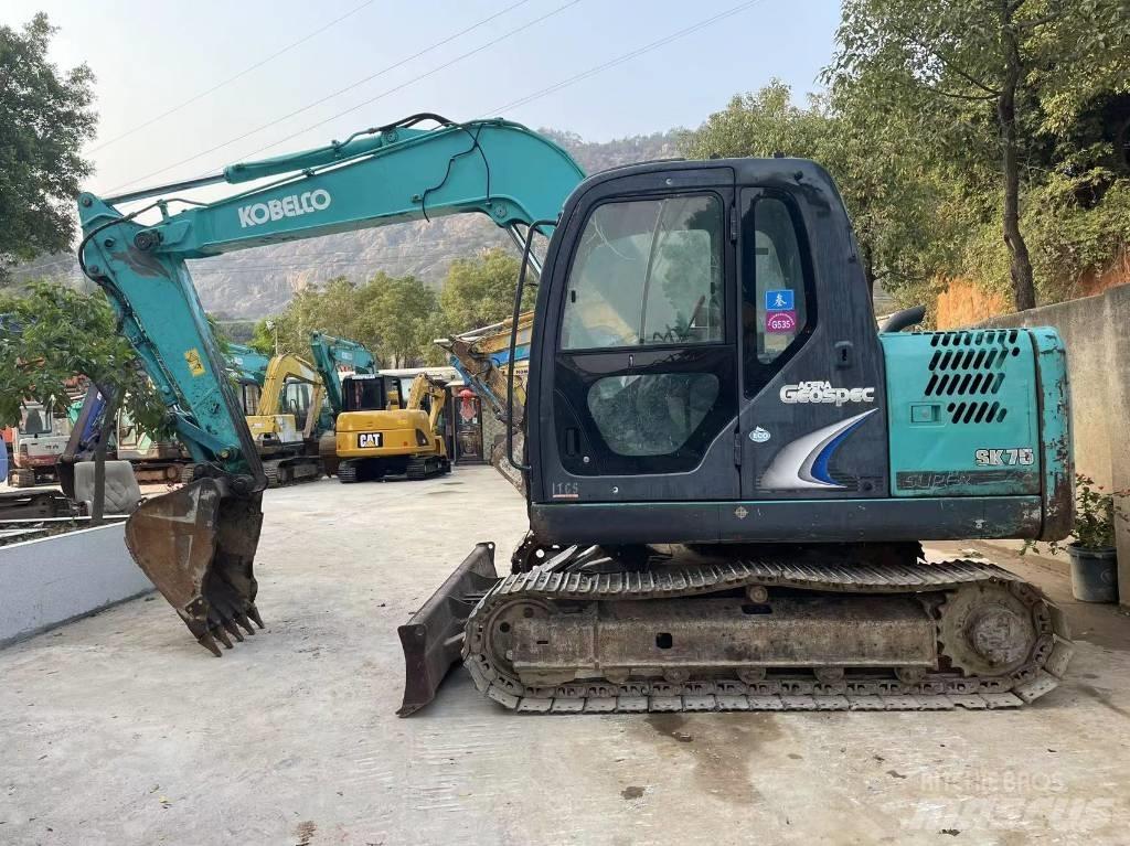 Kobelco SK 75 Верижен екскаватор