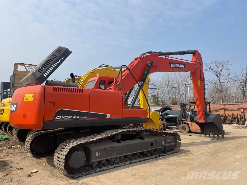Doosan DX 300 Верижен екскаватор