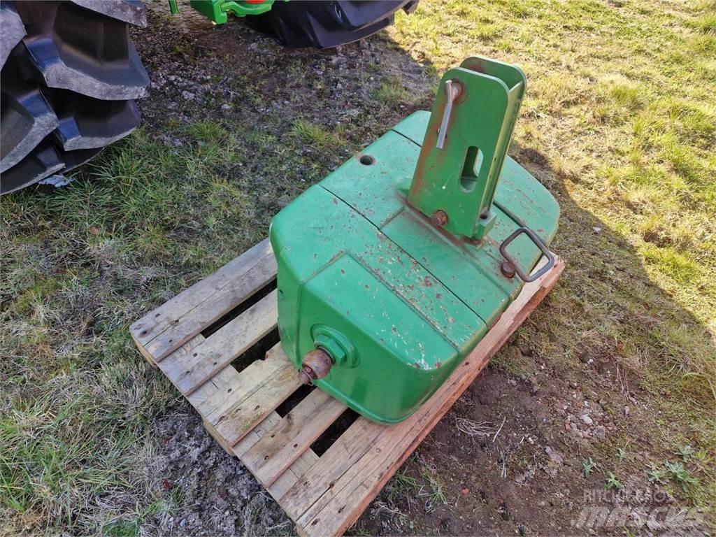 John Deere 900 kg Други аксесоари за трактори