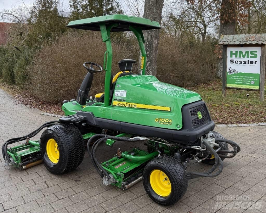 John Deere 8700 A Косачки за Fairway