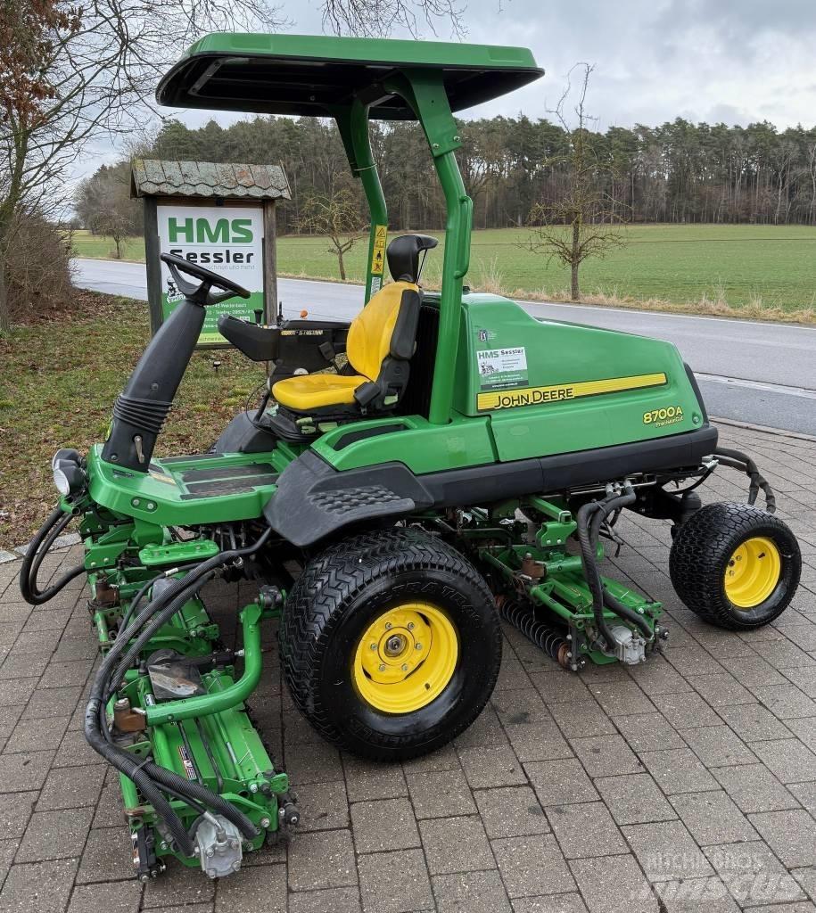 John Deere 8700 A Косачки за Fairway