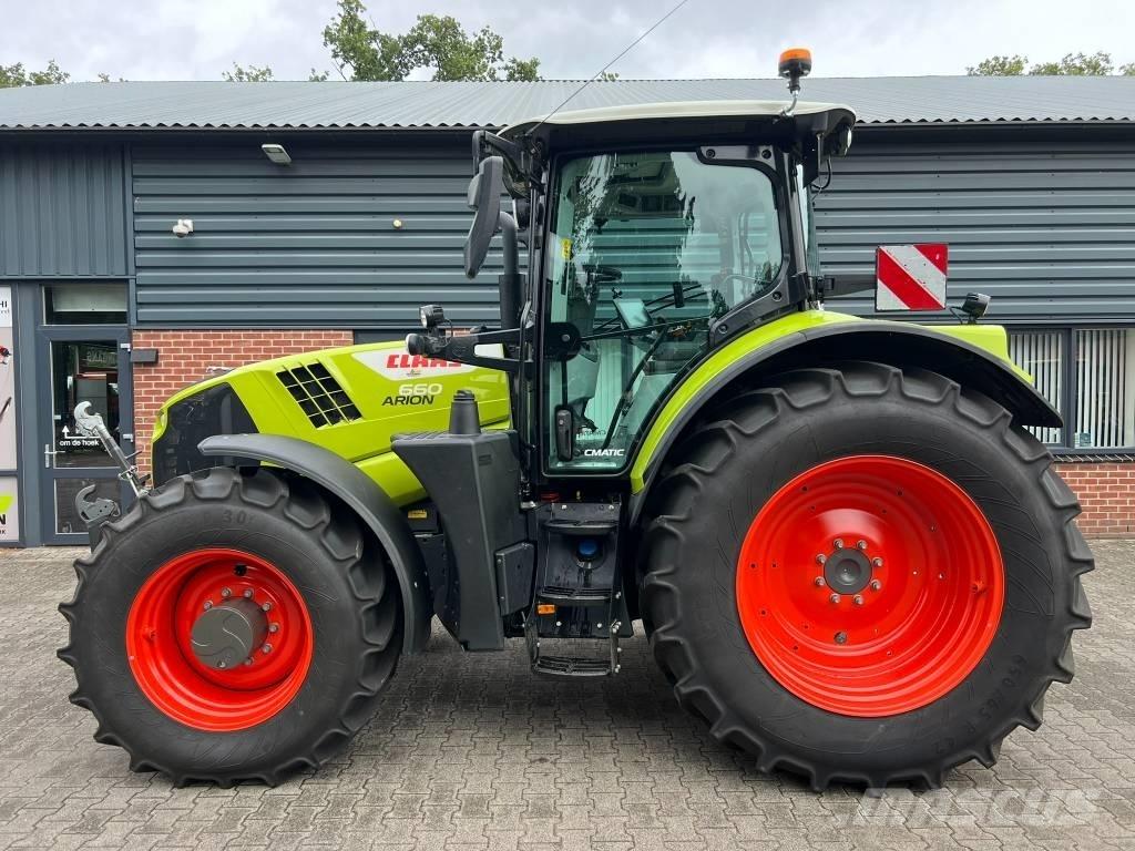 CLAAS Arion 660 Трактори