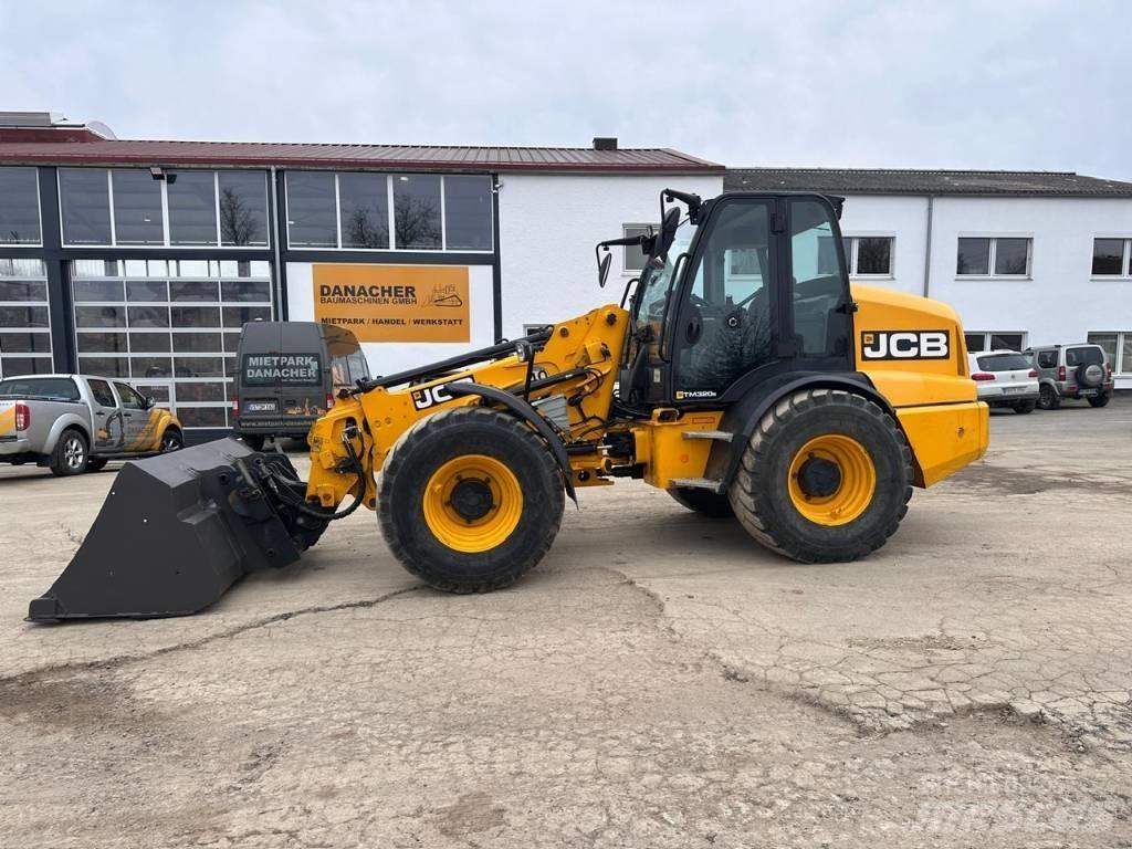 JCB TM 320 S Телескопични товарачи