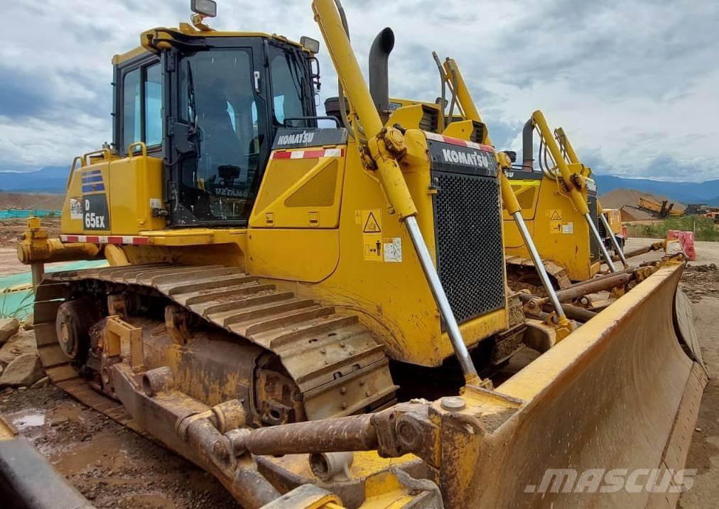 Komatsu D 65 EX-16 Верижни булдозери
