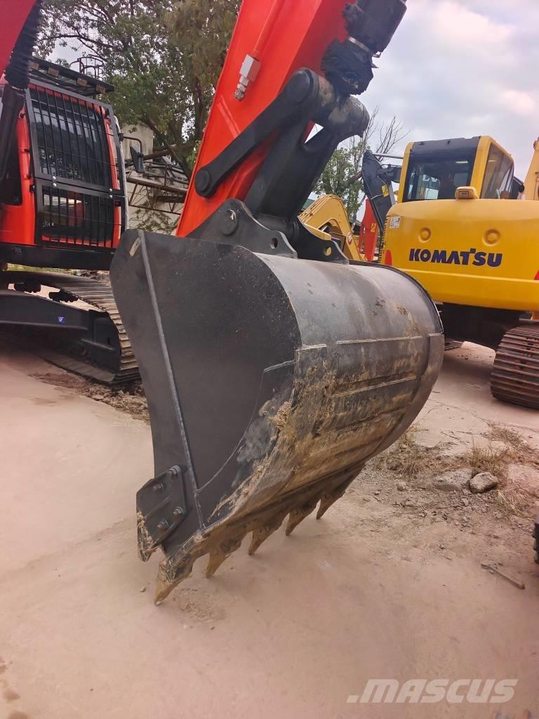 Doosan DX 225 LCA Верижен екскаватор