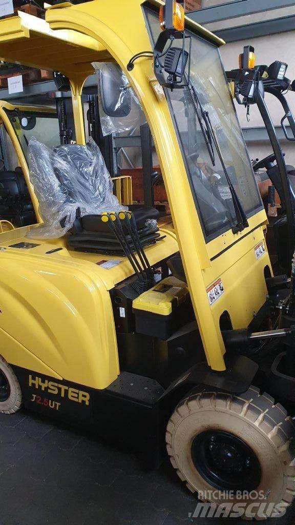 Hyster J2.5UT Електрически вилични кари-повдигачи