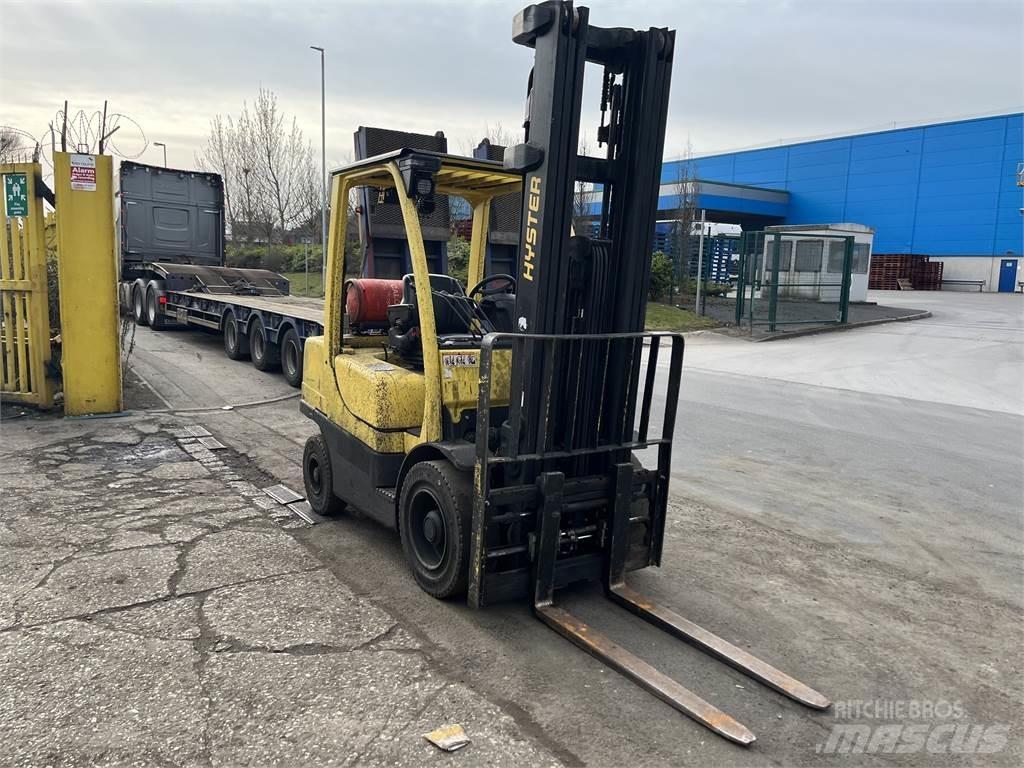 Hyster H3.0FT Камиони с АГУ