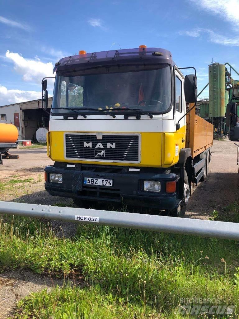 MAN 26.322 Автокранове